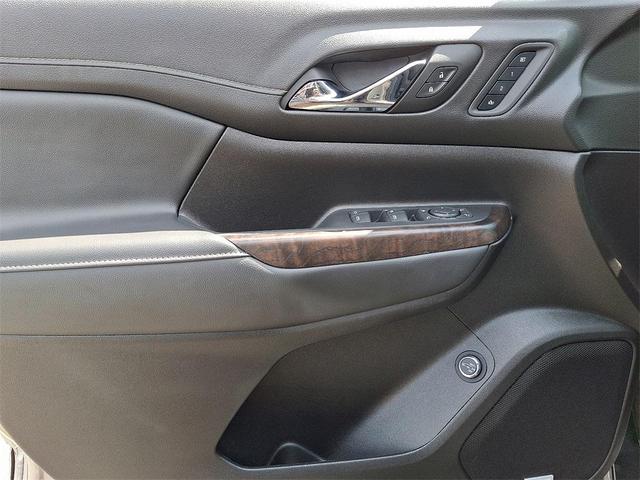 Photo of 2023 Light Stone Metallic GMC Acadia