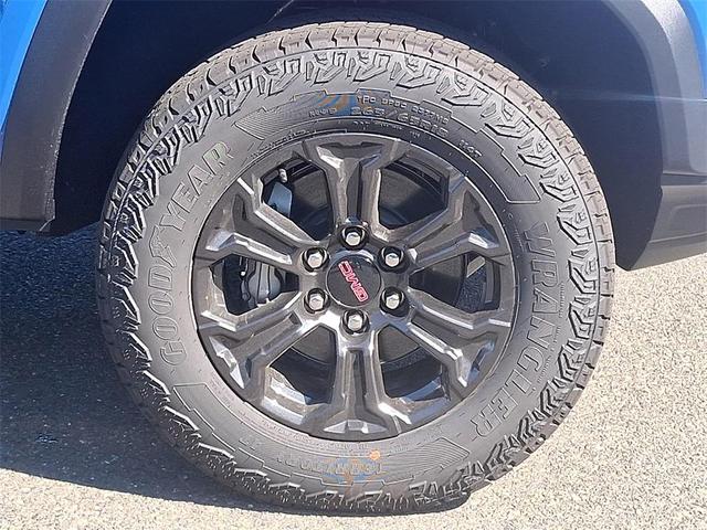 Photo of 2025 Rapids Metallic GMC Canyon