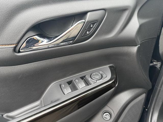 Photo of 2022 Ebony Twilight Metallic GMC Acadia