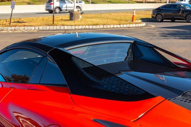 Photo of 2022 Rosso Scuderia McLaren 765LT