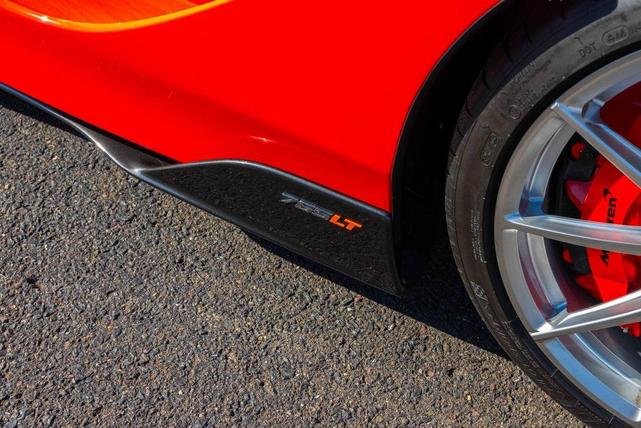 Photo of 2022 Rosso Scuderia McLaren 765LT