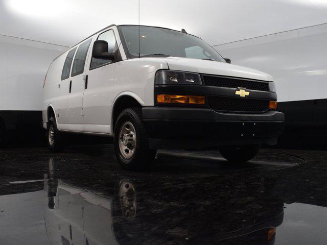 2022 Chevrolet Express 2500