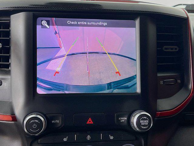 Photo of 2019 Granite Crystal Metallic Clearcoat RAM 1500