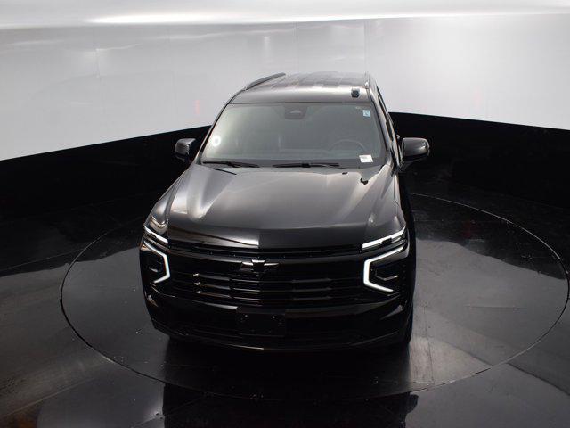 Photo of 2025 Black Chevrolet Suburban