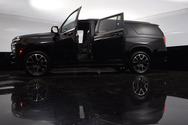 Photo of 2025 Black Chevrolet Suburban