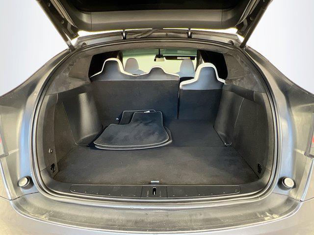 Photo of 2020 Gray Tesla Model X