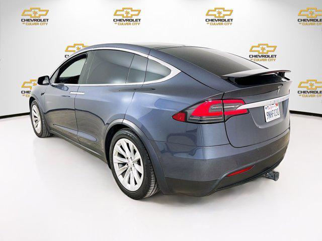 Photo of 2020 Gray Tesla Model X