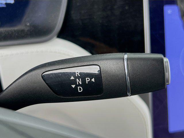 Photo of 2020 Gray Tesla Model X