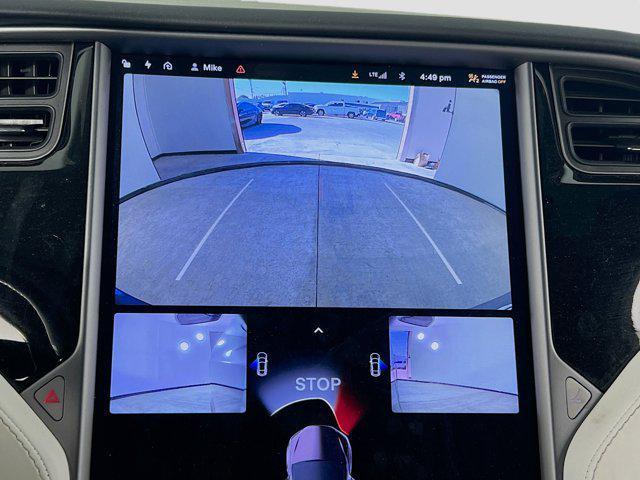 Photo of 2020 Gray Tesla Model X