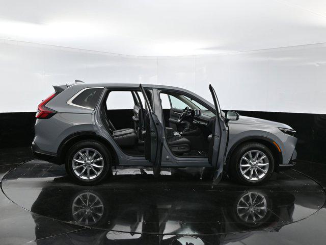Photo of 2025 Urban Gray Pearl Honda CR-V