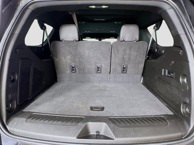 Photo of 2022 Black Chevrolet Suburban