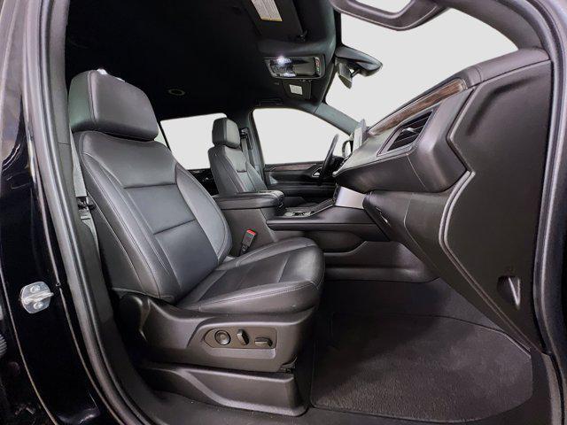 Photo of 2022 Black Chevrolet Suburban