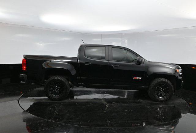 Photo of 2022 Black Chevrolet Colorado