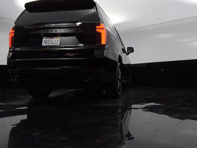 Photo of 2025 Black Chevrolet Suburban