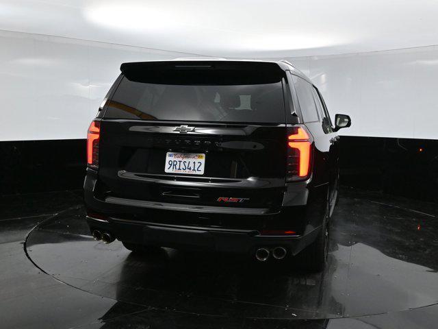 Photo of 2025 Black Chevrolet Suburban