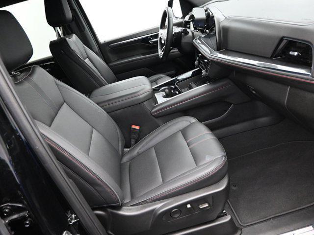 Photo of 2025 Black Chevrolet Suburban