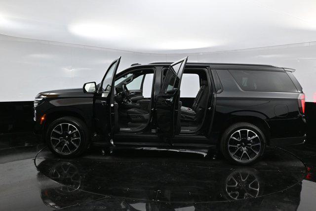 Photo of 2025 Black Chevrolet Suburban