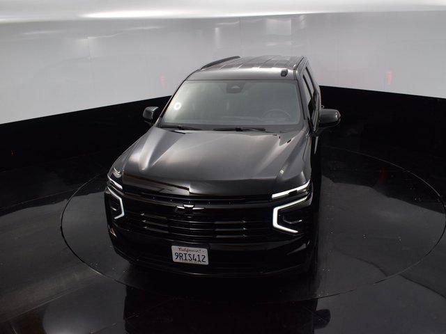 Photo of 2025 Black Chevrolet Suburban