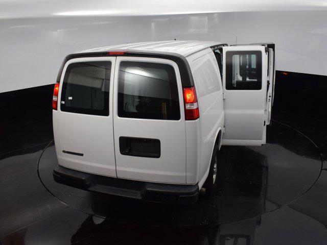 Photo of 2022 Summit White Chevrolet Express 2500