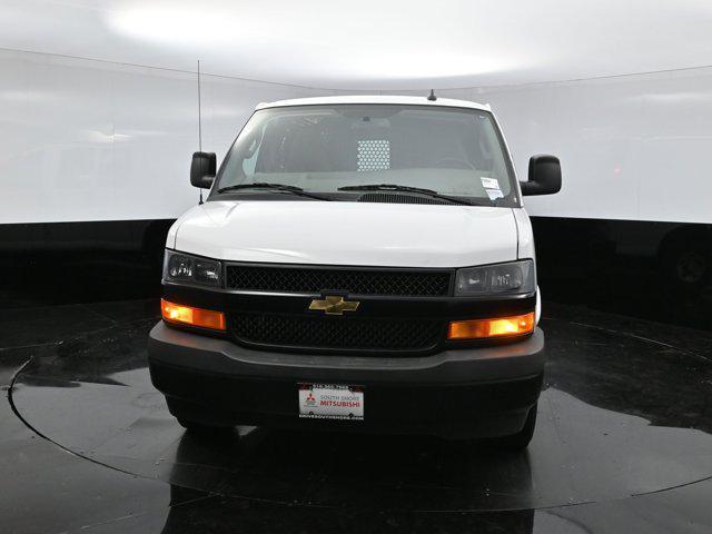 Photo of 2022 Summit White Chevrolet Express 2500