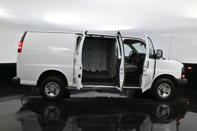 Photo of 2022 Summit White Chevrolet Express 2500