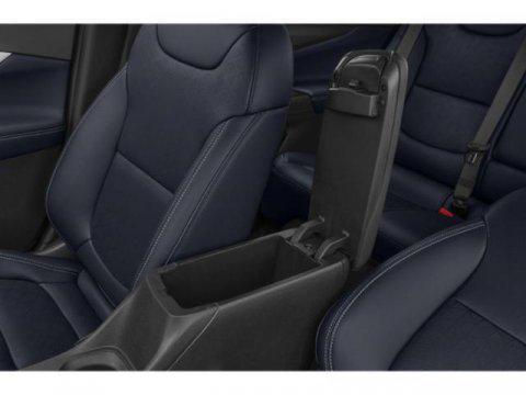 Photo of 2023 Silver Flare Metallic Chevrolet Bolt EUV