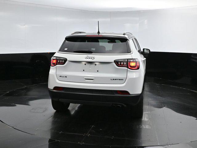 Photo of 2022 Bright White Clearcoat Jeep Compass