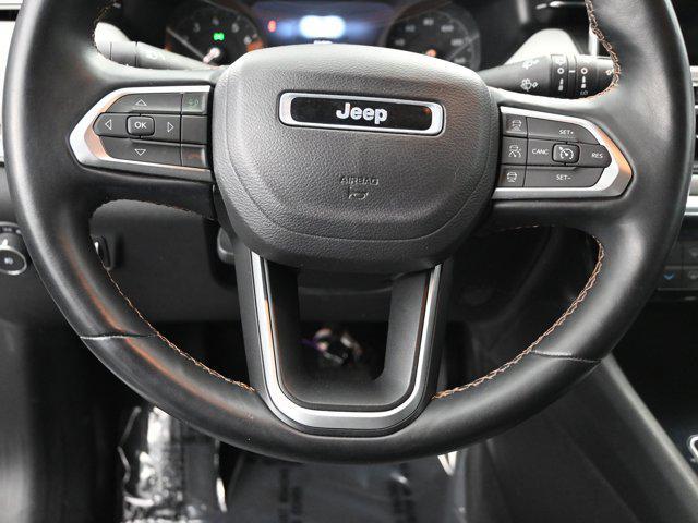 Photo of 2022 Bright White Clearcoat Jeep Compass