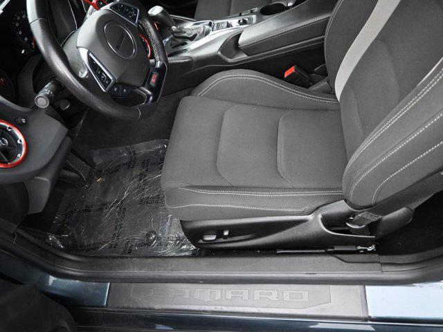 Photo of 2022 Shadow Gray Metallic Chevrolet Camaro