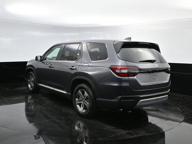 Photo of 2025 Modern Steel Metallic Honda Pilot