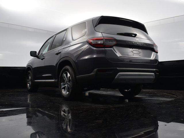 Photo of 2025 Modern Steel Metallic Honda Pilot