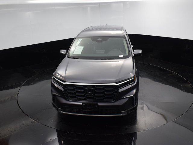 Photo of 2025 Modern Steel Metallic Honda Pilot