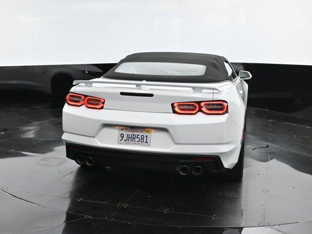 Photo of 2023 Summit White Chevrolet Camaro