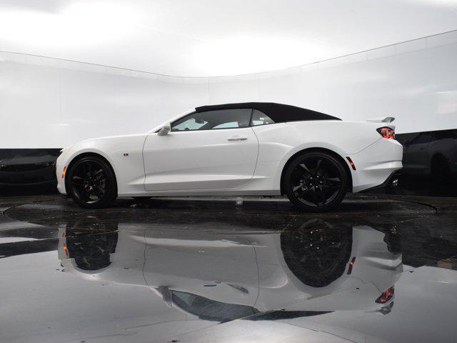 Photo of 2023 Summit White Chevrolet Camaro