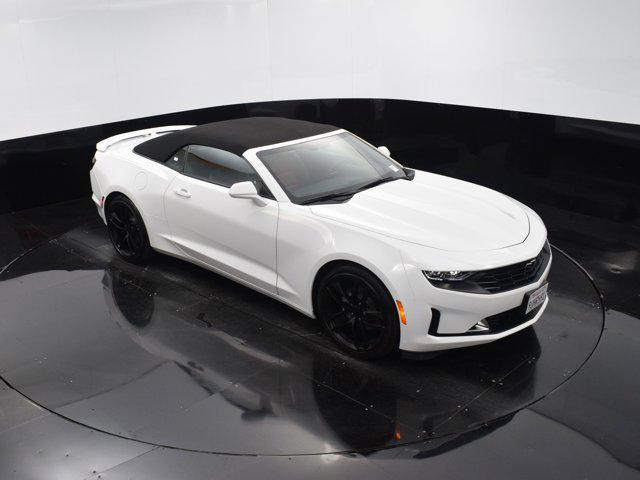 Photo of 2023 Summit White Chevrolet Camaro