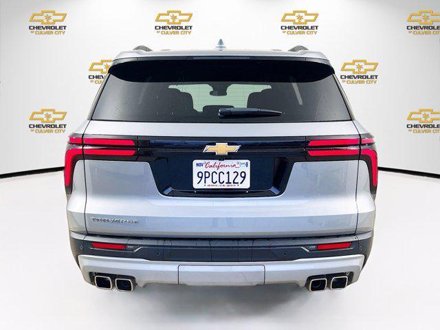 Photo of 2025 Sterling Gray Metallic Chevrolet Traverse