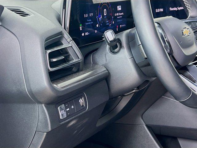 Photo of 2025 Sterling Gray Metallic Chevrolet Traverse