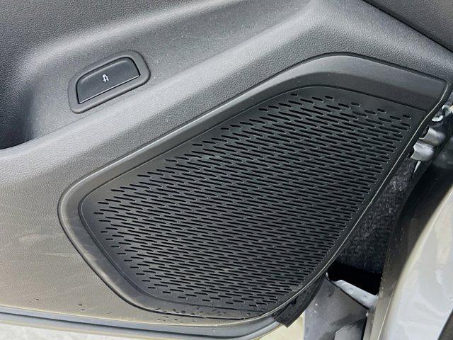 Photo of 2025 Sterling Gray Metallic Chevrolet Traverse