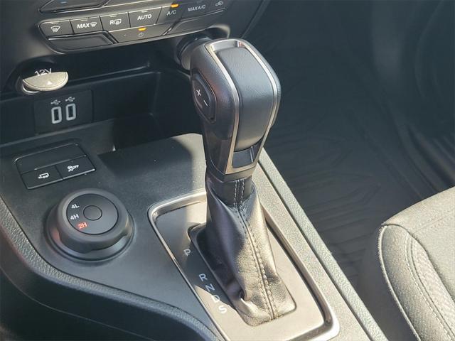 Photo of 2022 Green Ford Ranger