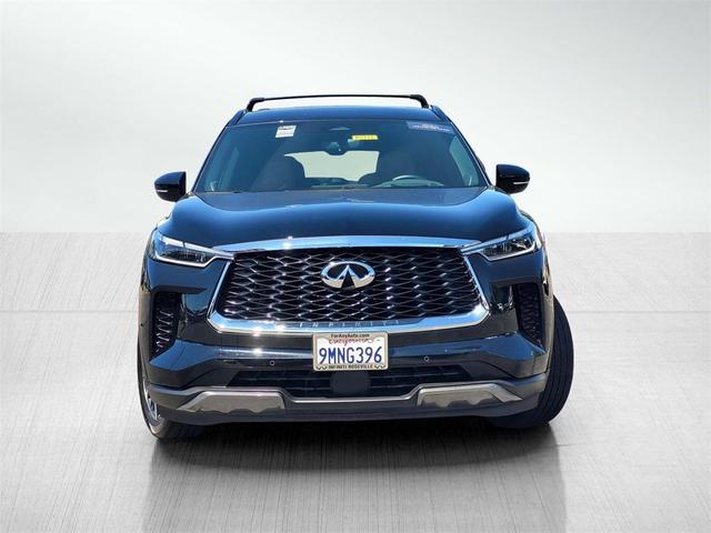 Photo of 2024 Black INFINITI QX60