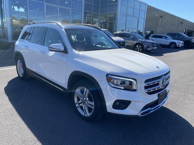Photo of 2021 Polar White Mercedes-Benz GLB 250