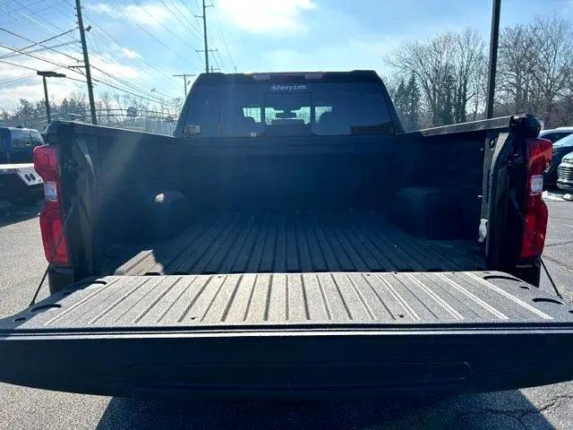 Photo of 2021 Mosaic Black Metallic Chevrolet Silverado 1500