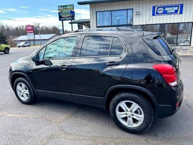 Photo of 2022 Mosaic Black Metallic Chevrolet Trax
