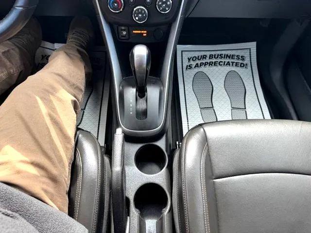 Photo of 2022 Mosaic Black Metallic Chevrolet Trax