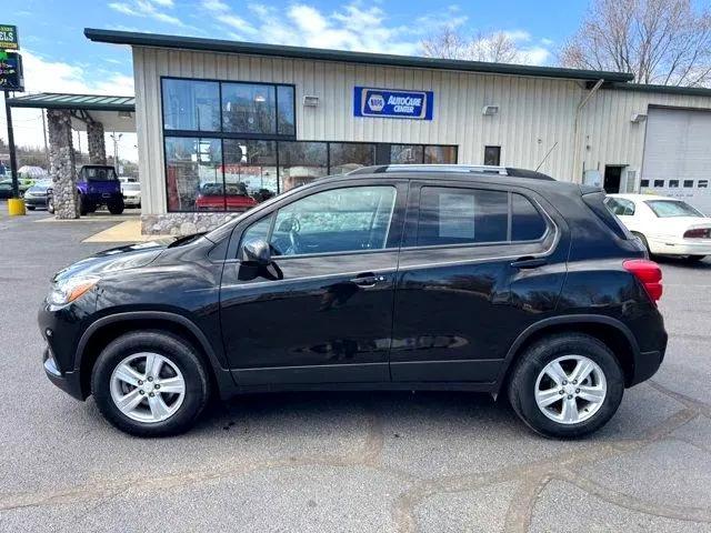 Photo of 2022 Mosaic Black Metallic Chevrolet Trax