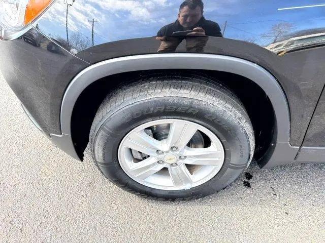 Photo of 2022 Mosaic Black Metallic Chevrolet Trax