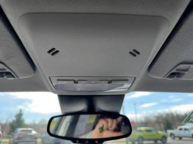 Photo of 2022 Mosaic Black Metallic Chevrolet Trax