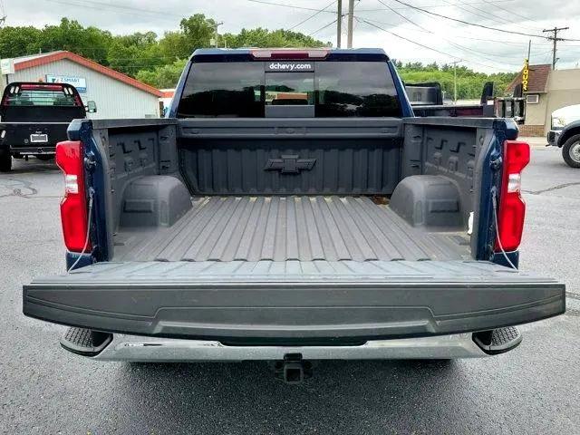 Photo of 2022 Northsky Blue Metallic Chevrolet Silverado 1500