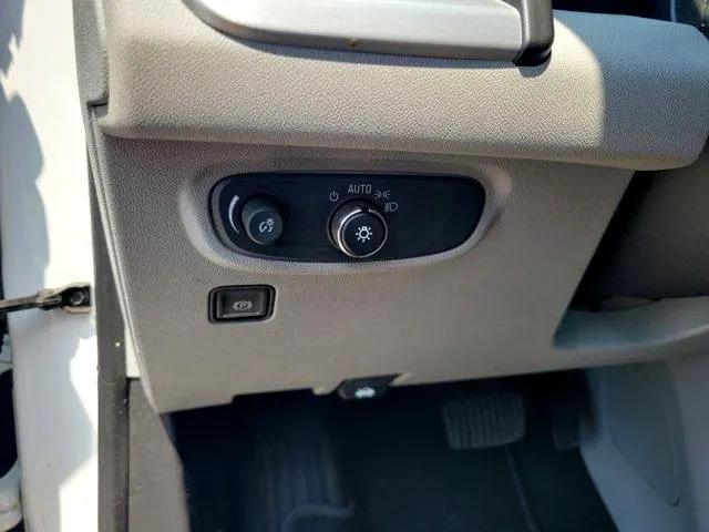Photo of 2019 Summit White GMC Terrain