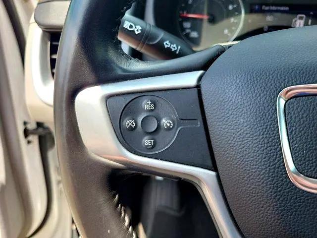 Photo of 2019 Summit White GMC Terrain